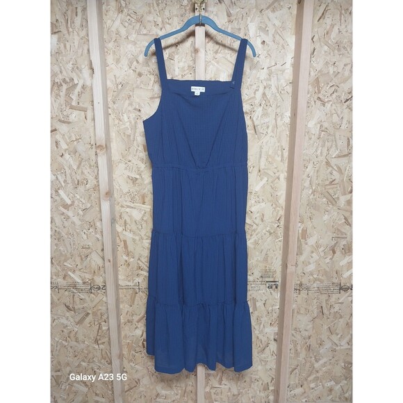 Ava & Viv plus size 1X Women’s Blue Checkered Sleeveless Tiered Dress - Picture 1 of 6